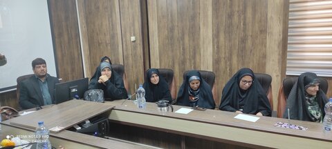 همايش آموزشي مديران کانونهاي تخصصي خواهران در کهگيلويه و بويراحمد