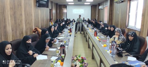 همايش آموزشي مديران کانونهاي تخصصي خواهران در کهگيلويه و بويراحمد