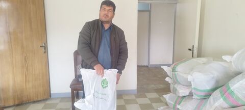 180 بسته لوازم التحرير بين نيازمندان مناطق محروم کهگيلويه و بويراحمد توزيع ميشود